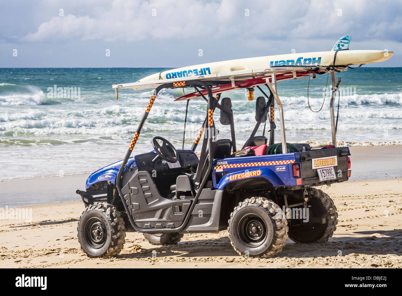 Surf life guard véhicule à Mudjimba Beach sur la Sunshine Coast, Queensland, Australie Banque D'Images