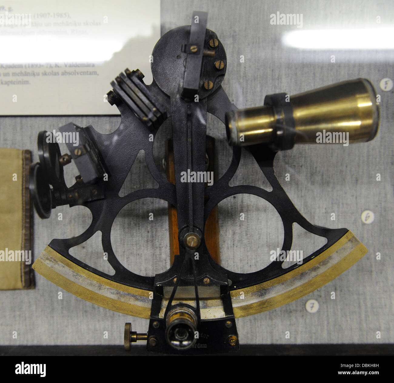 Sextant Marine. Au début du xxe siècle. Musée d'histoire et de la navigation. Riga. La Lettonie. Banque D'Images