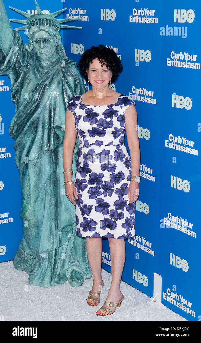 Susie Essman Projection de la nouvelle saison de la 'Curb Your Enthusiasm' Arrivées - New York City, USA - sûr 06.07.11 Banque D'Images