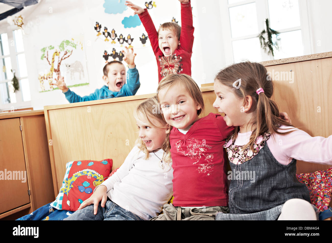 Les enfants en école maternelle, Kottgeisering, Bavaria, Germany, Europe Banque D'Images