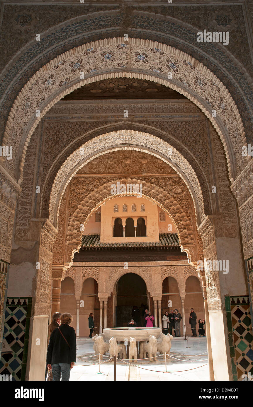 La Cour des Lions, l'Alhambra, Grenade, Andalousie, Espagne, Europe Banque D'Images