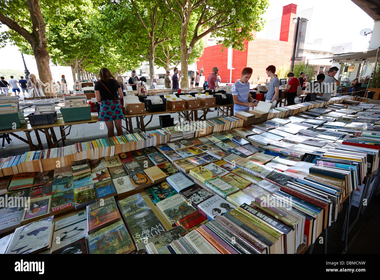 Le southbank centre du marché du livre London England UK Banque D'Images