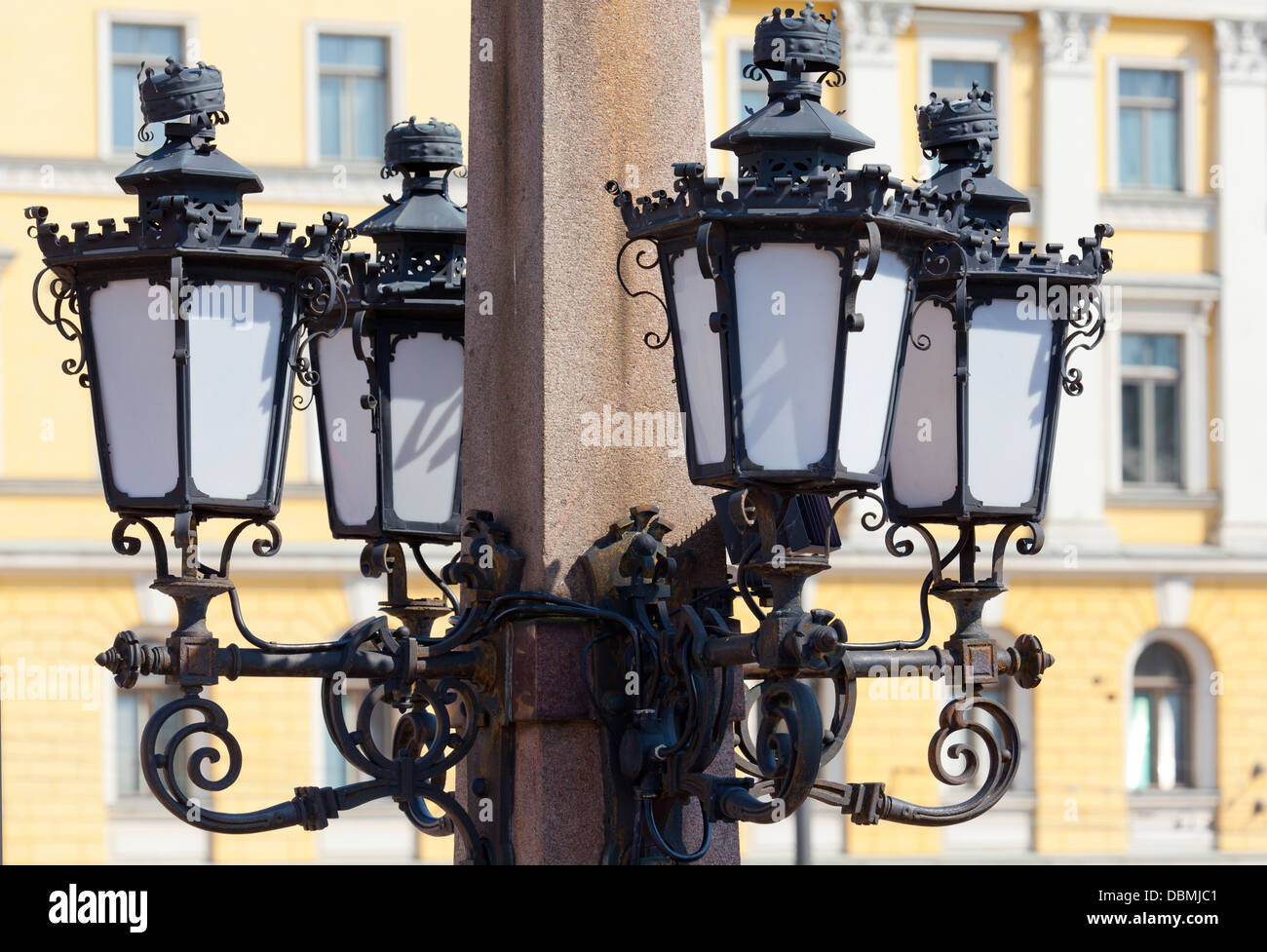 Lantern du monument à Alexandre II - Le Libérateur à la place du Sénat à Helsinki, 1894 Banque D'Images