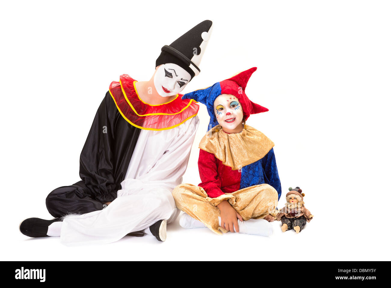 Clown poupée fille, clown et Pierrot adultes isolated on white Banque D'Images