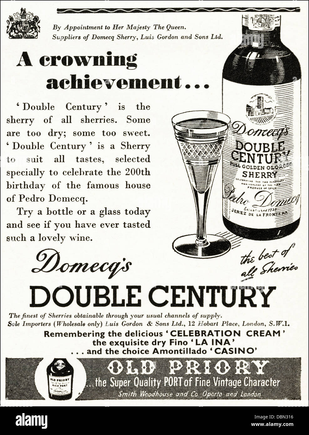 Publicité pour Domecq's sherry par nomination royale de Sa Majesté la Reine en 1964 circa magazine Banque D'Images