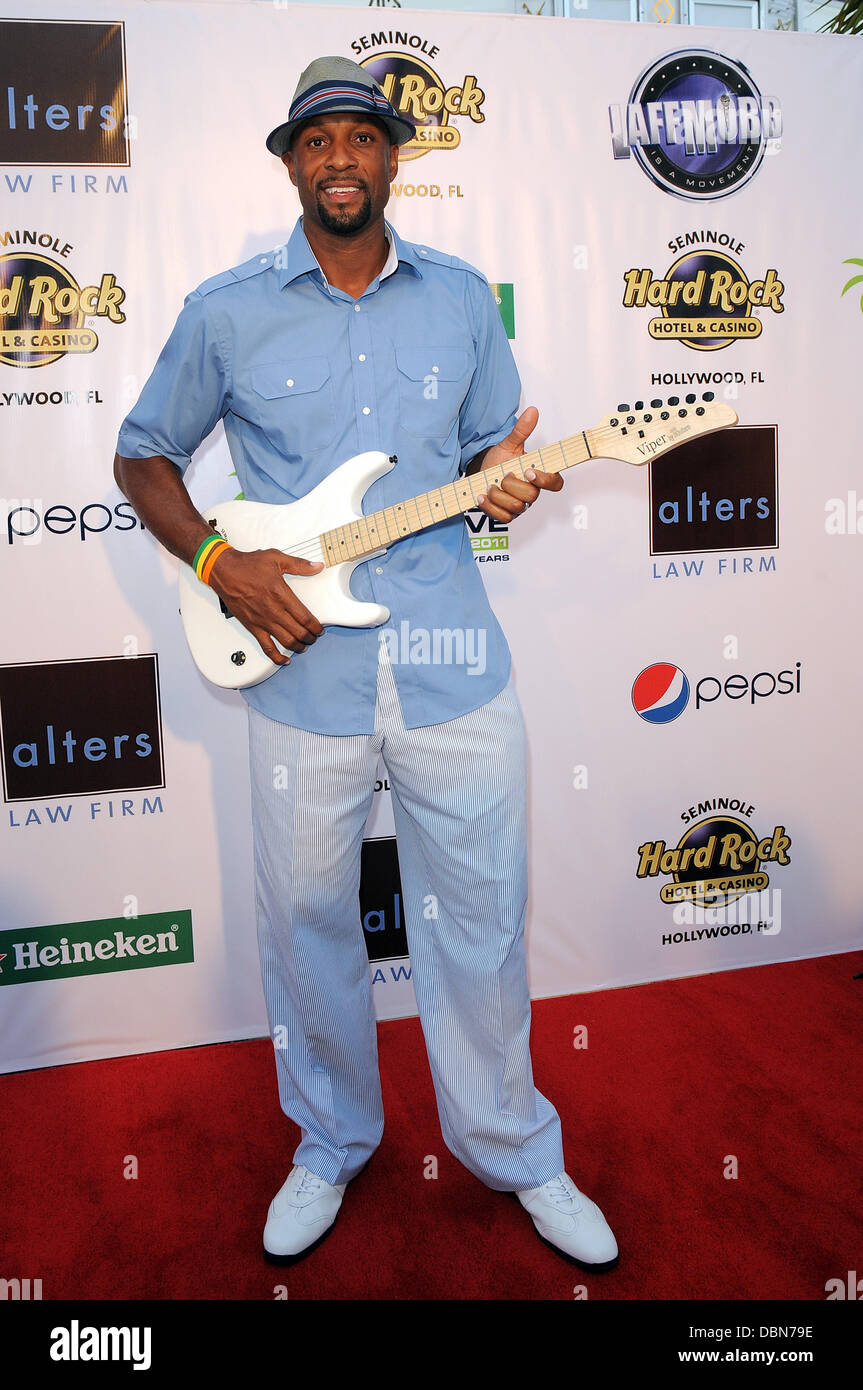 Alonzo Mourning Zo's Summer Groove Hard Rock Hotel & Casino Spectacle d'humour au le Seminole Hard Rock Hotel and Casino - Arrivées Hollywood (Floride) - 22.07.11, Banque D'Images