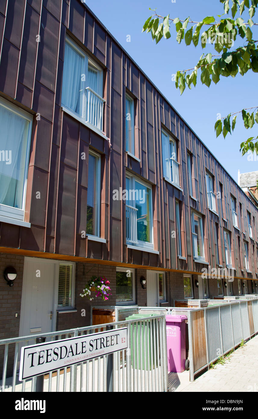 Claredale le logement social de la rue vue de la rue de Teesdale dans E2, Bethnal Green à Londres Banque D'Images