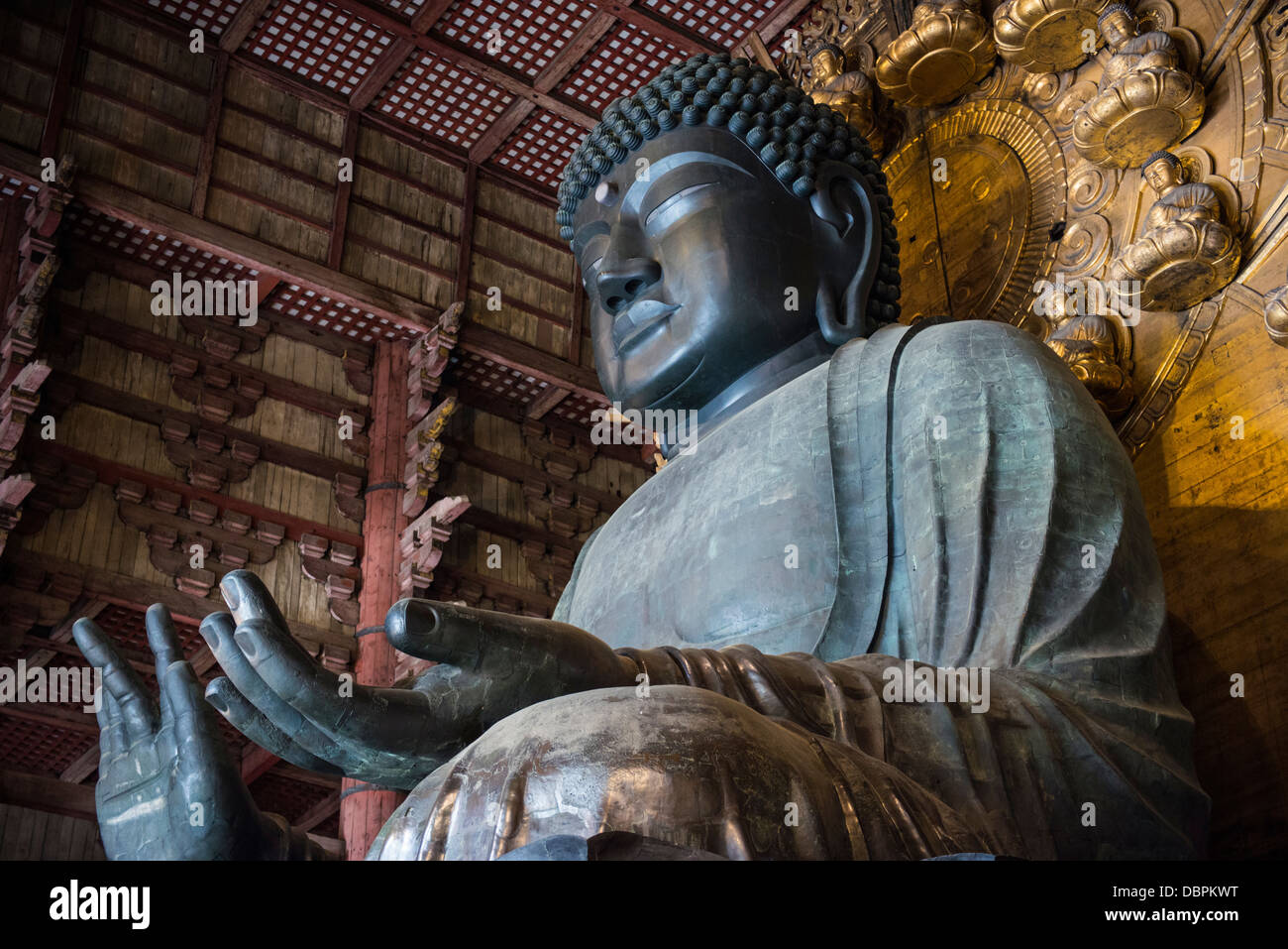 Statue du Grand Bouddha, Daibutsuden (Grande Salle du Bouddha), Temple Todaiji, UNESCO World Heritage Site, Nara, Japon, Asie, Kansai Banque D'Images