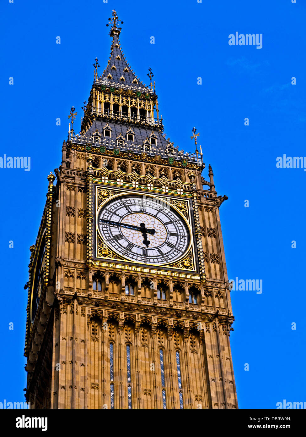 Détail de Big Ben, situé à l'extrémité nord du Palais de Westminster (Parlement), City of Westminster Banque D'Images