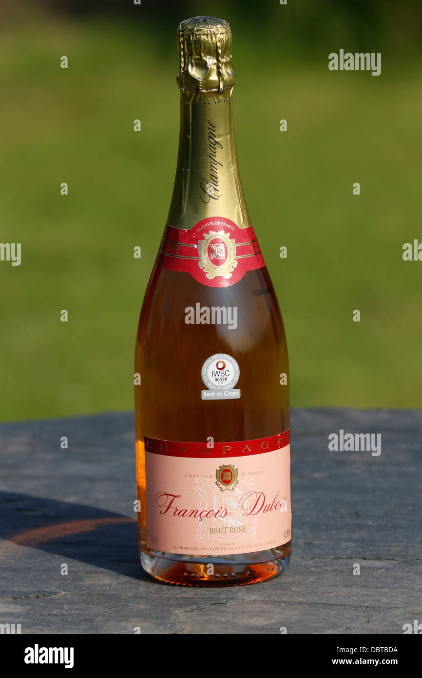 Bouteille de Champagne rose rose François Dubois Champagne 132076 Photo  Stock - Alamy