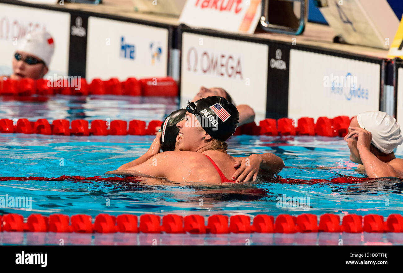 Barcelone, Espagne. Août 4th, 2013 : USA's Elizabeth Beisel est heureux de la médaille de bronze pour le 400m quatre nages individuel compétition à la 15e Championnats du Monde FINA à Barcelone. Credit : matthi/Alamy Live News Banque D'Images