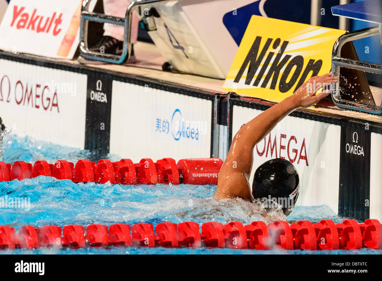 Barcelone, Espagne. Août 4th, 2013 : le Japon Seto Daiya hits le mur dans l'épreuve du 400m quatre nages individuel à la 15e finale des Championnats du Monde FINA à Barcelone. Credit : matthi/Alamy Live News Banque D'Images