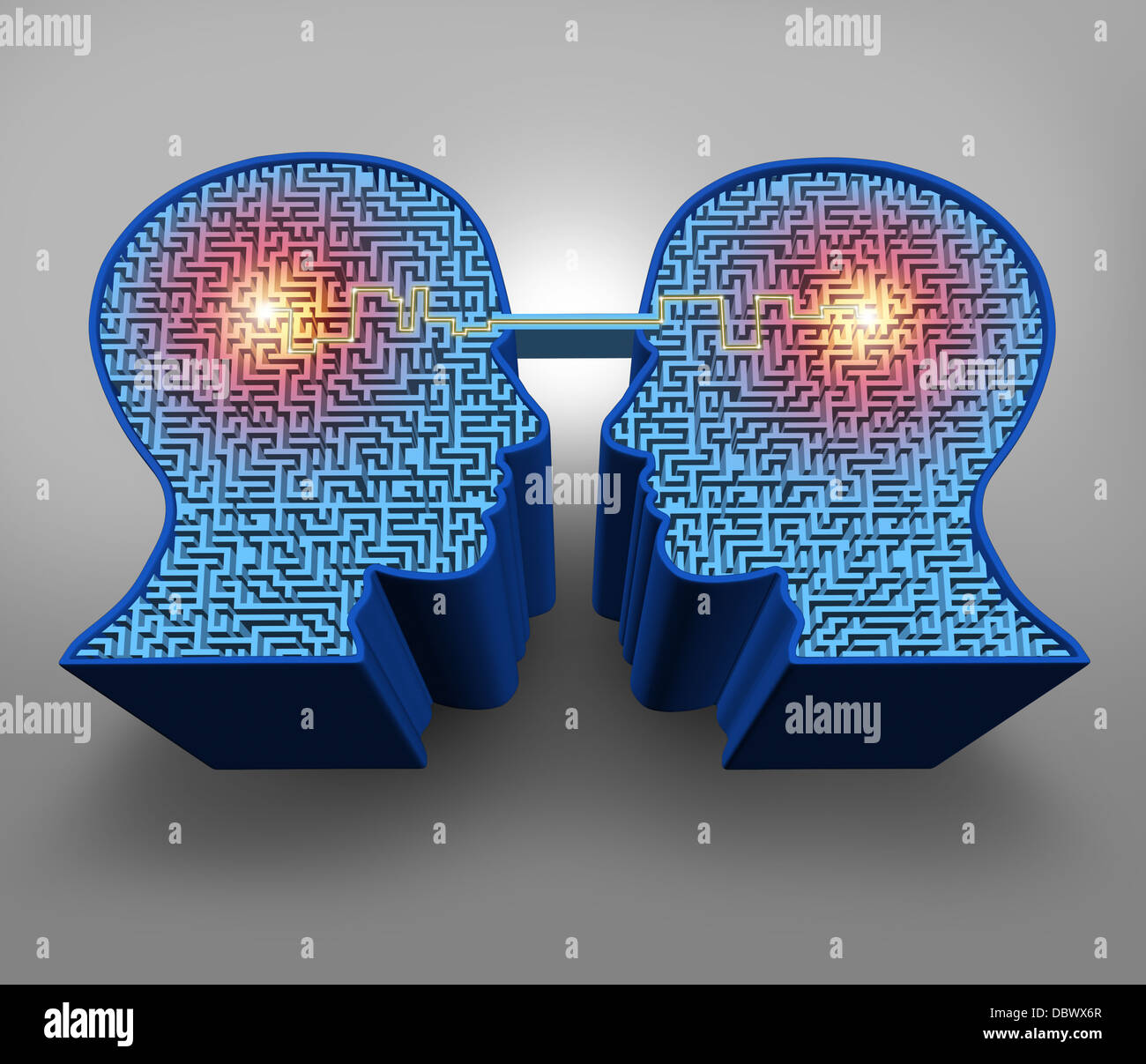 Le travail d'équipe solutions business concept avec un groupe de trois dimensions en forme de tête humaine ou Labyrinthe Labyrinthe Casse-tête avec une ligne de communication rougeoyant connecté entre les partenaires comme un symbole de la réussite de l'équipe. Banque D'Images