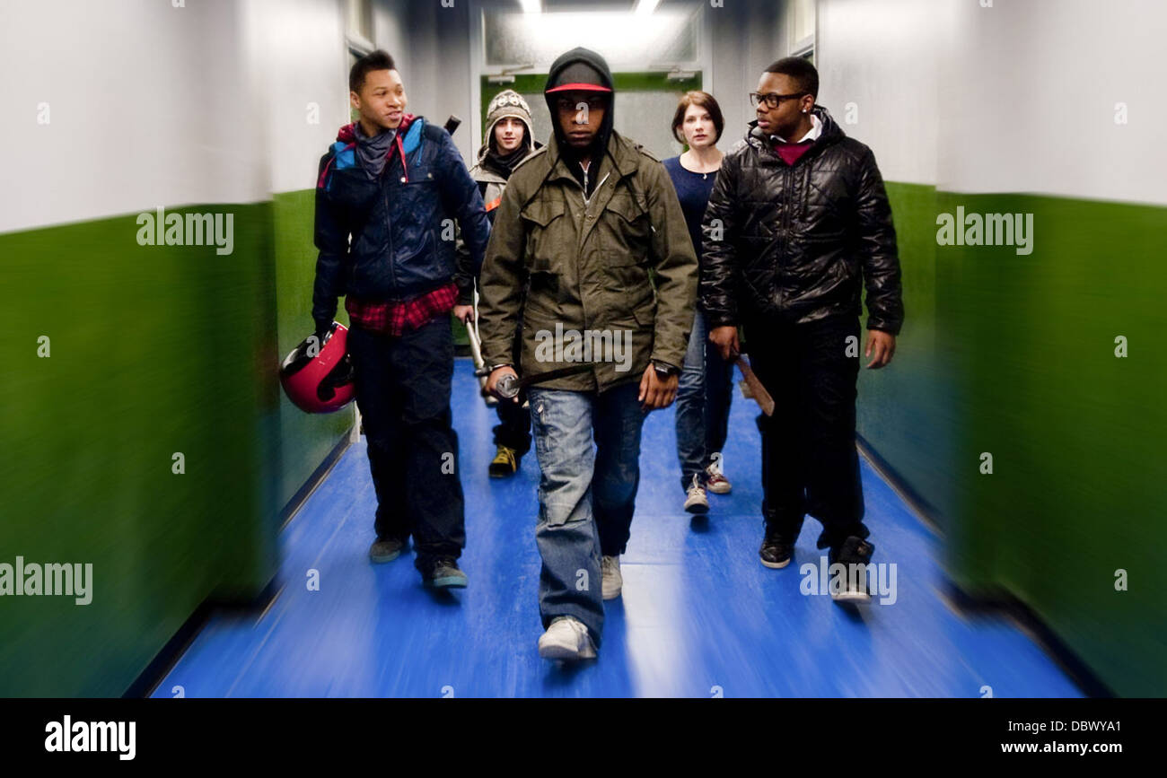 Attaquer le bloc (2011) François DRAMAH ALEX ESMAIL LEEON JONES, JODIE WHITTAKER, JOHN BOYEGA JOE CORNISH (DIR) 005 MOVIESTORE Banque D'Images