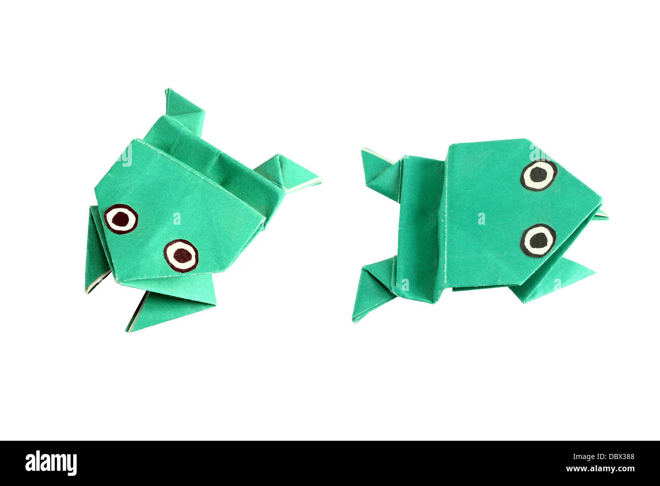 L'Origami Grenouille dans deux positions différentes, isolated on white Banque D'Images