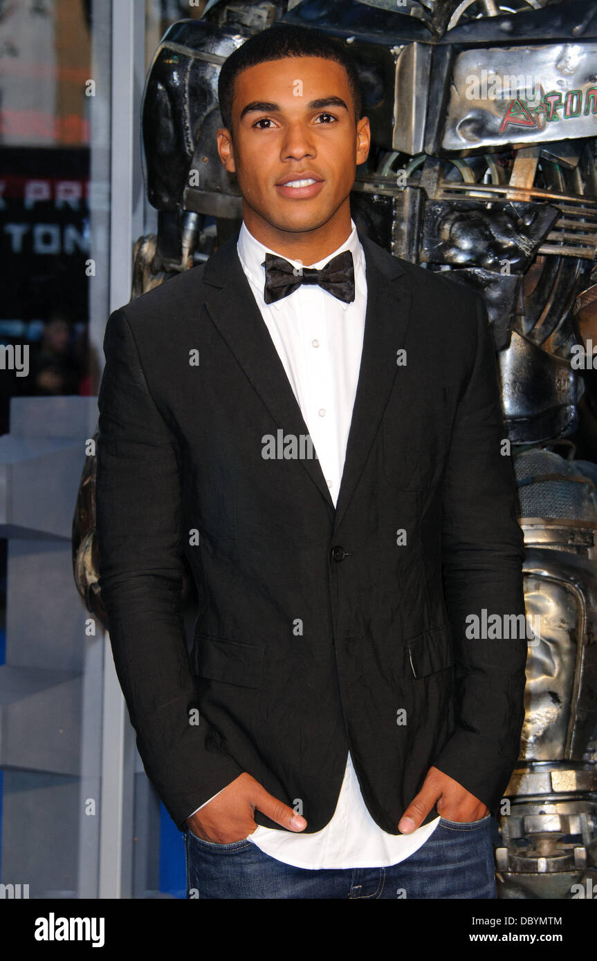 Lucien Laviscount Real Steel - UK film premiere tenue à l'Empire Leicester Square - Arrivées. Londres, Angleterre - 14.09.11 Banque D'Images