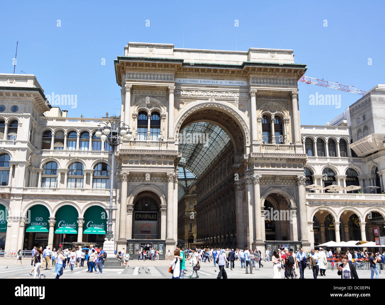 Centre commercial de la Galleria Vittorio Emanuele II à Milan en Italie. Presque toutes les grandes marques sont répertoriées ici. Banque D'Images