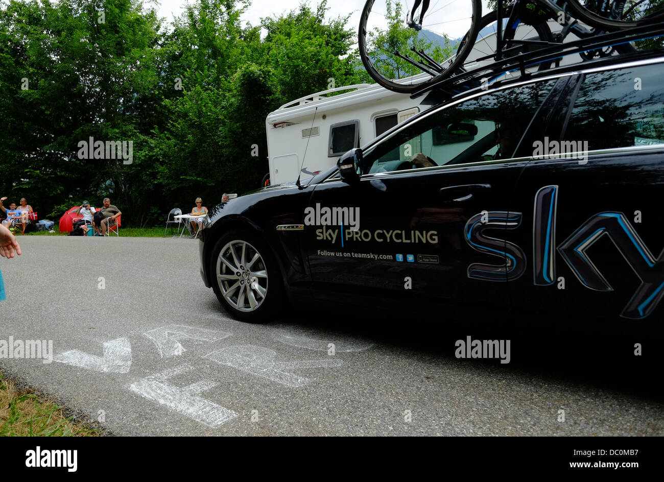 L'équipe Sky squad location sur scène 19 de la Tour de France 2013 Bourg-d'Oisans - Le Grand-Bornand Banque D'Images