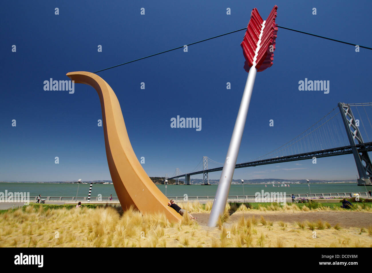 Cupid's Span sculpture dans le parc Rincon - San Francisco, États-Unis Banque D'Images