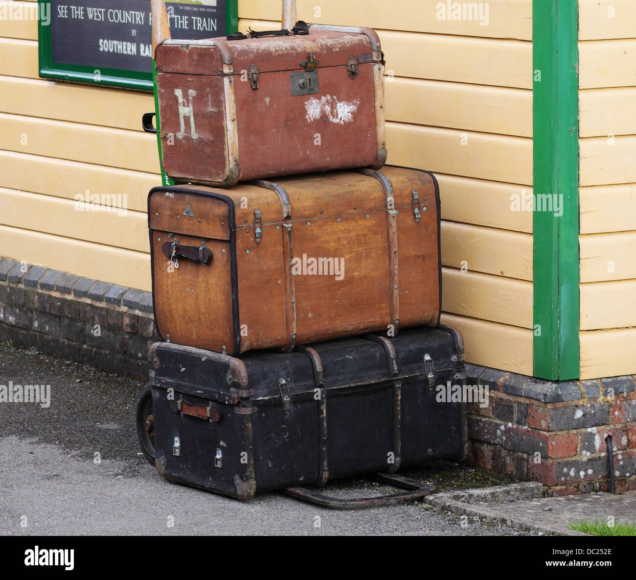 Vintage baggage Banque de photographies et d'images à haute résolution -  Alamy