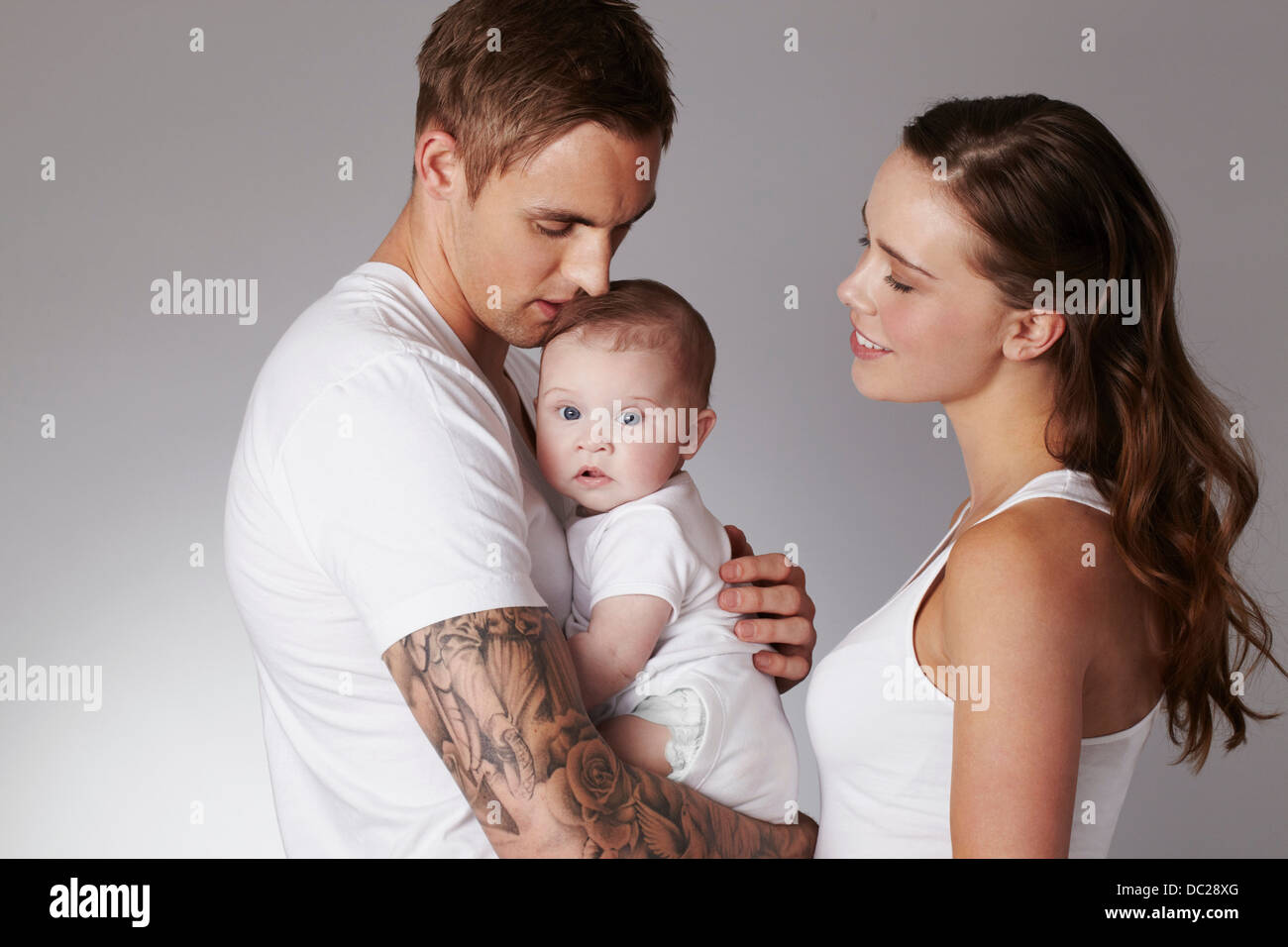 Mère et père avec bébé fille Banque D'Images