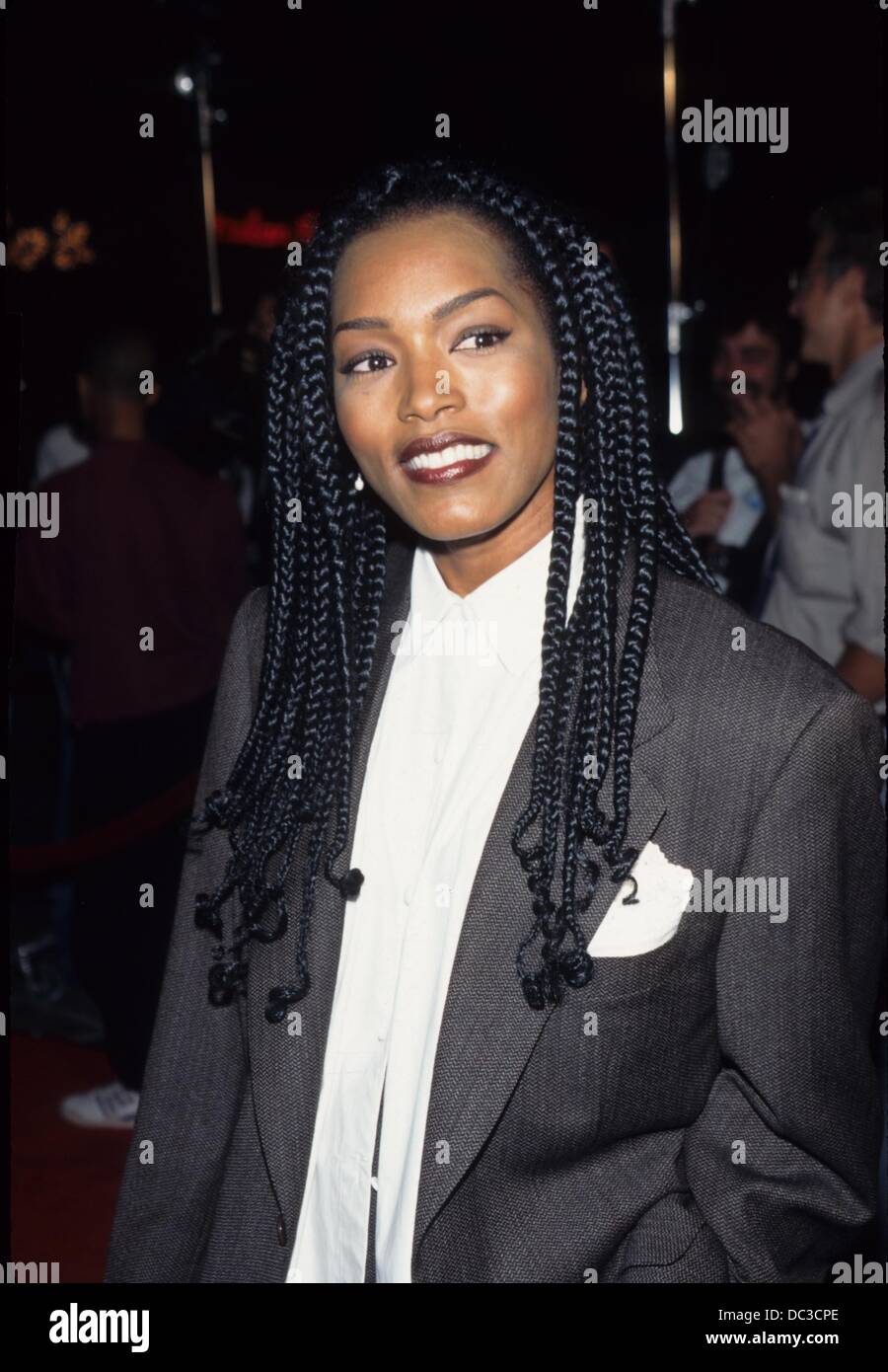 ANGELA BASSETT.Strange Days 1995 premiere.k2761FB.(Image Crédit : © Fitzroy Barrett/Globe Photos/ZUMAPRESS.com) Banque D'Images