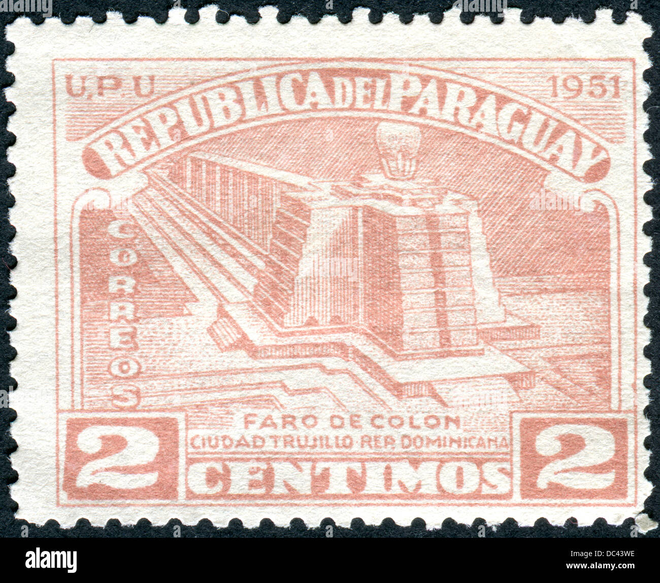 Timbre-poste imprimé en Paraguay, illustré phare de Colomb, en République Dominicaine. Banque D'Images
