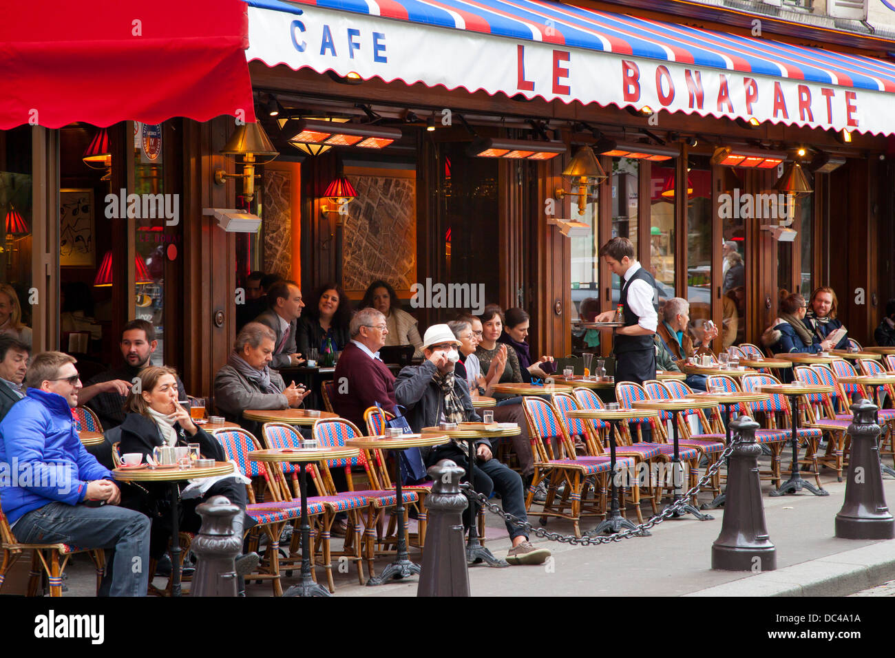 Cafe le Bonaparte à Saint Germain des Prés, Paris France Banque D'Images