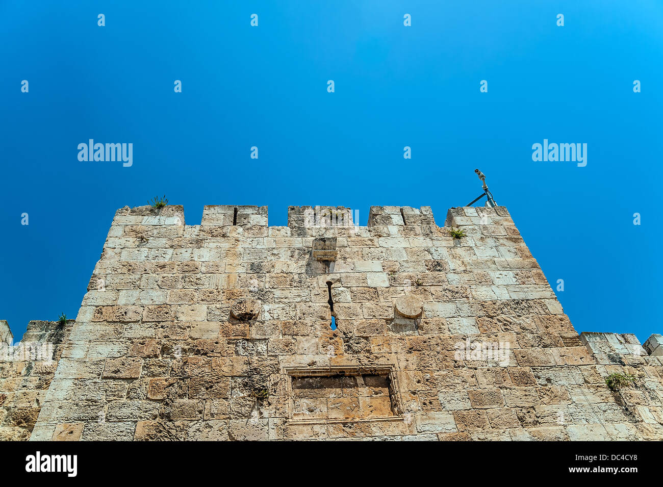 Fragment du mur qui entoure la vieille ville de Jérusalem Banque D'Images