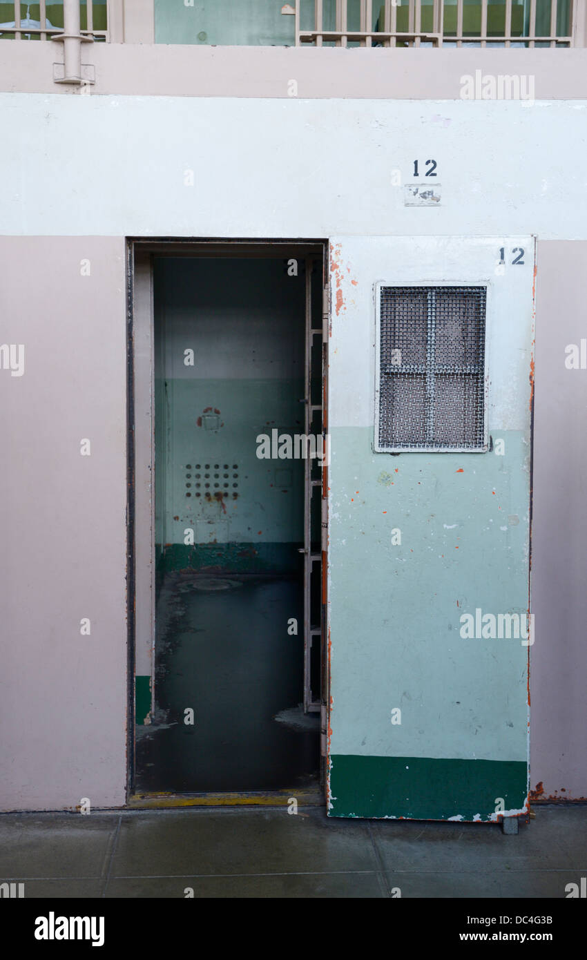 Le pénitencier d'Alcatraz prison cell pour l'isolement cellulaire Banque D'Images