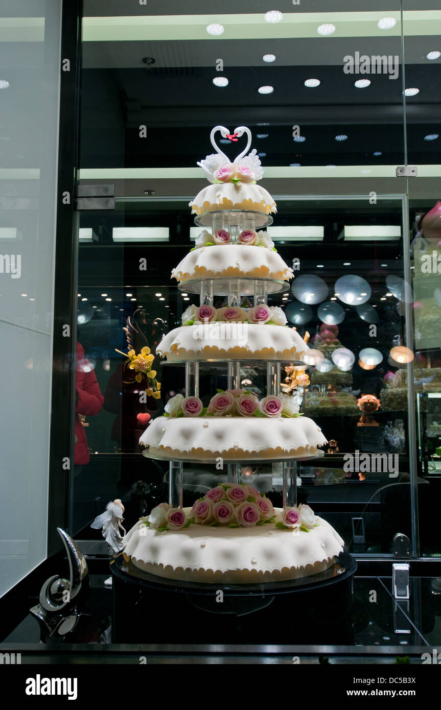 Gâteau de mariage dans Black Swan Luxury Cake Shop à Beijing, Chine Banque D'Images