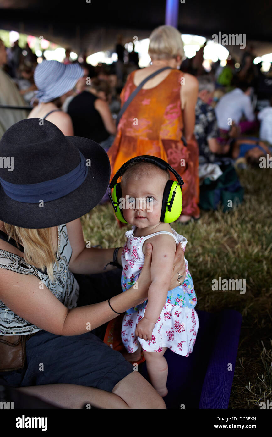 Charlton Park, Wiltshire, Angleterre - (WOMAD World of Music Arts and Dance Festival 2013). Banque D'Images