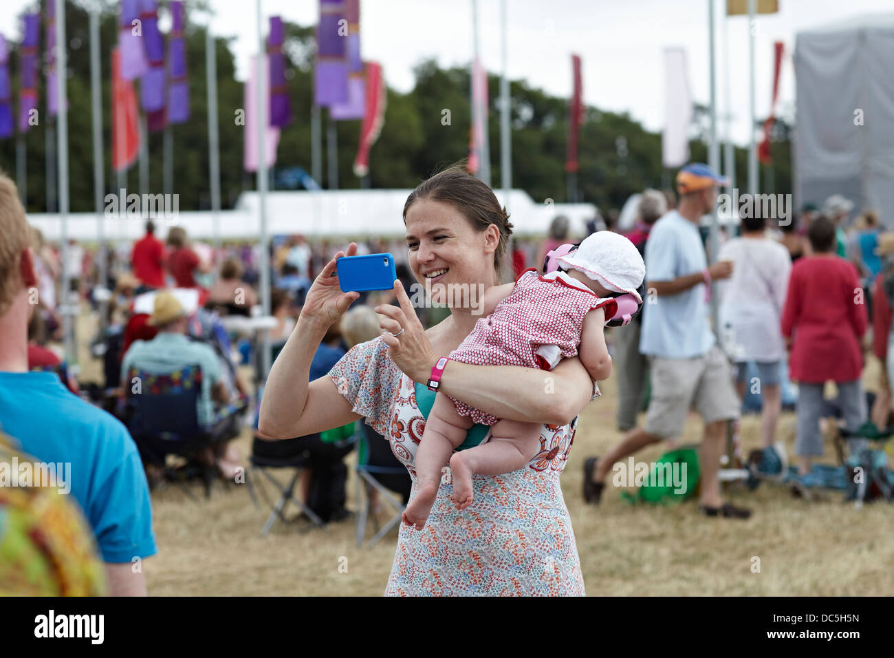 Charlton Park, Wiltshire, Angleterre - (WOMAD World of Music Arts and Dance Festival 2013). Banque D'Images
