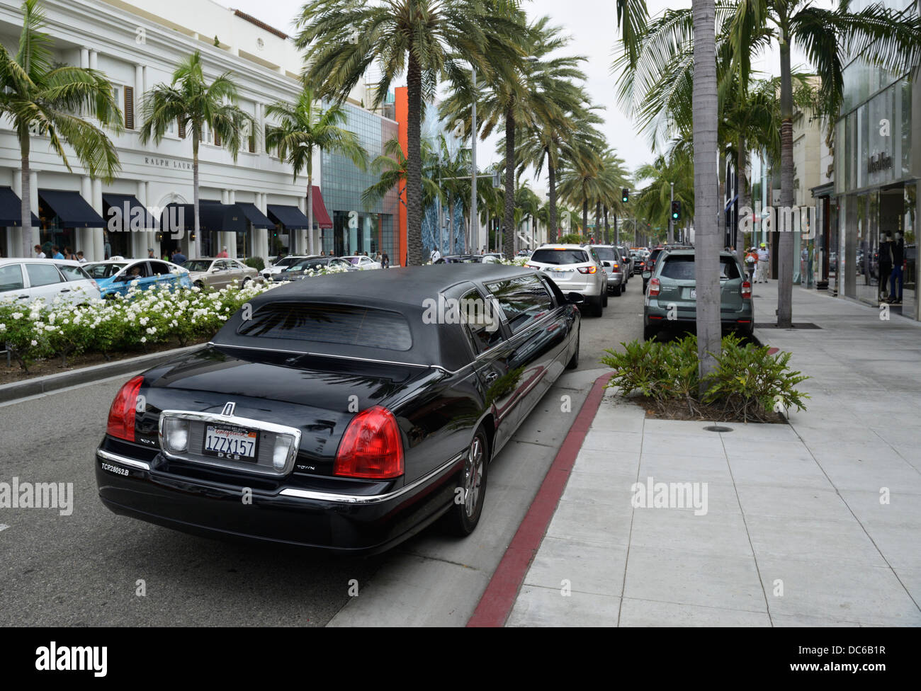 Limousine, Rodeo Drive, Beverly Hills, CA Banque D'Images