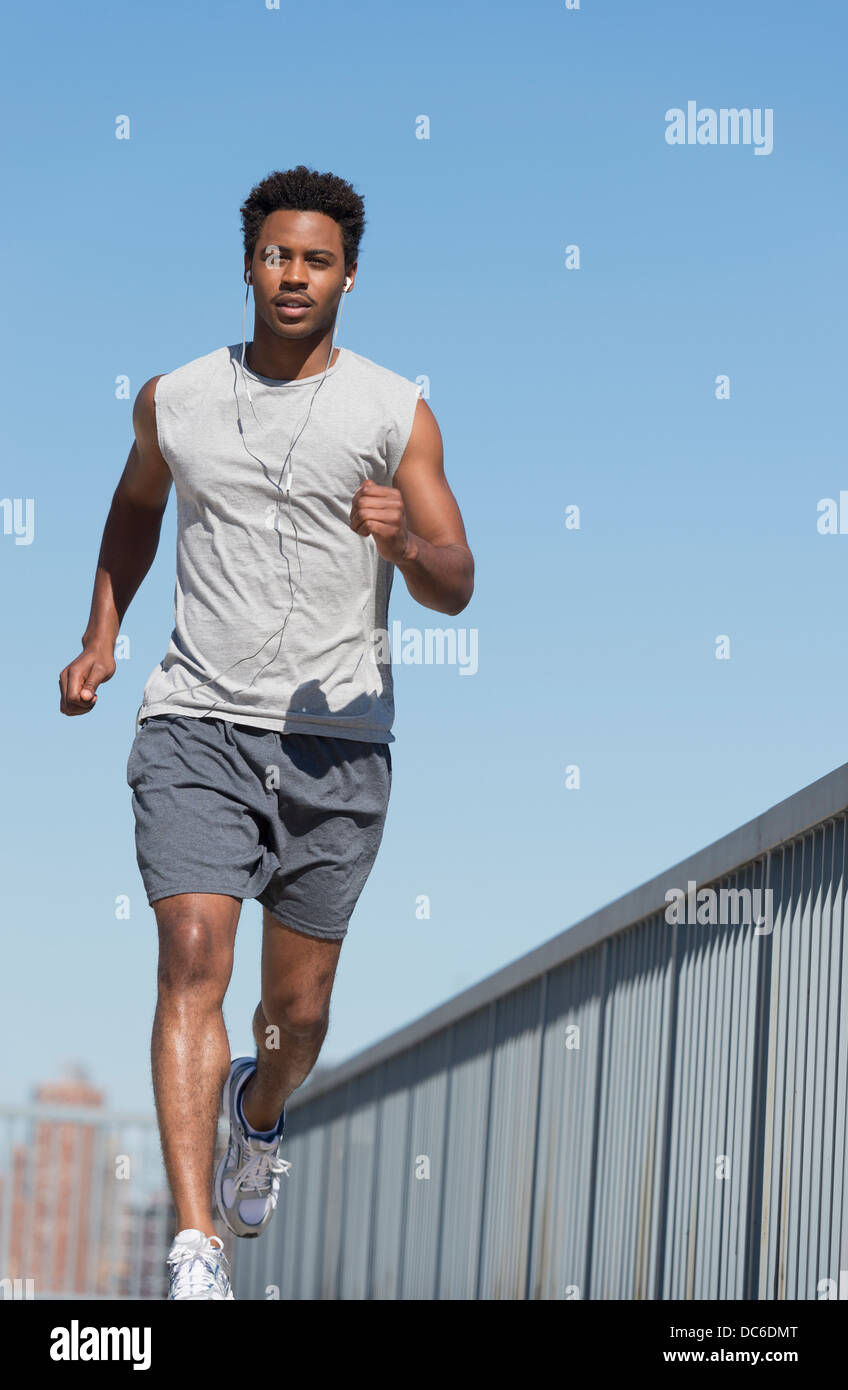Homme jogging Banque D'Images