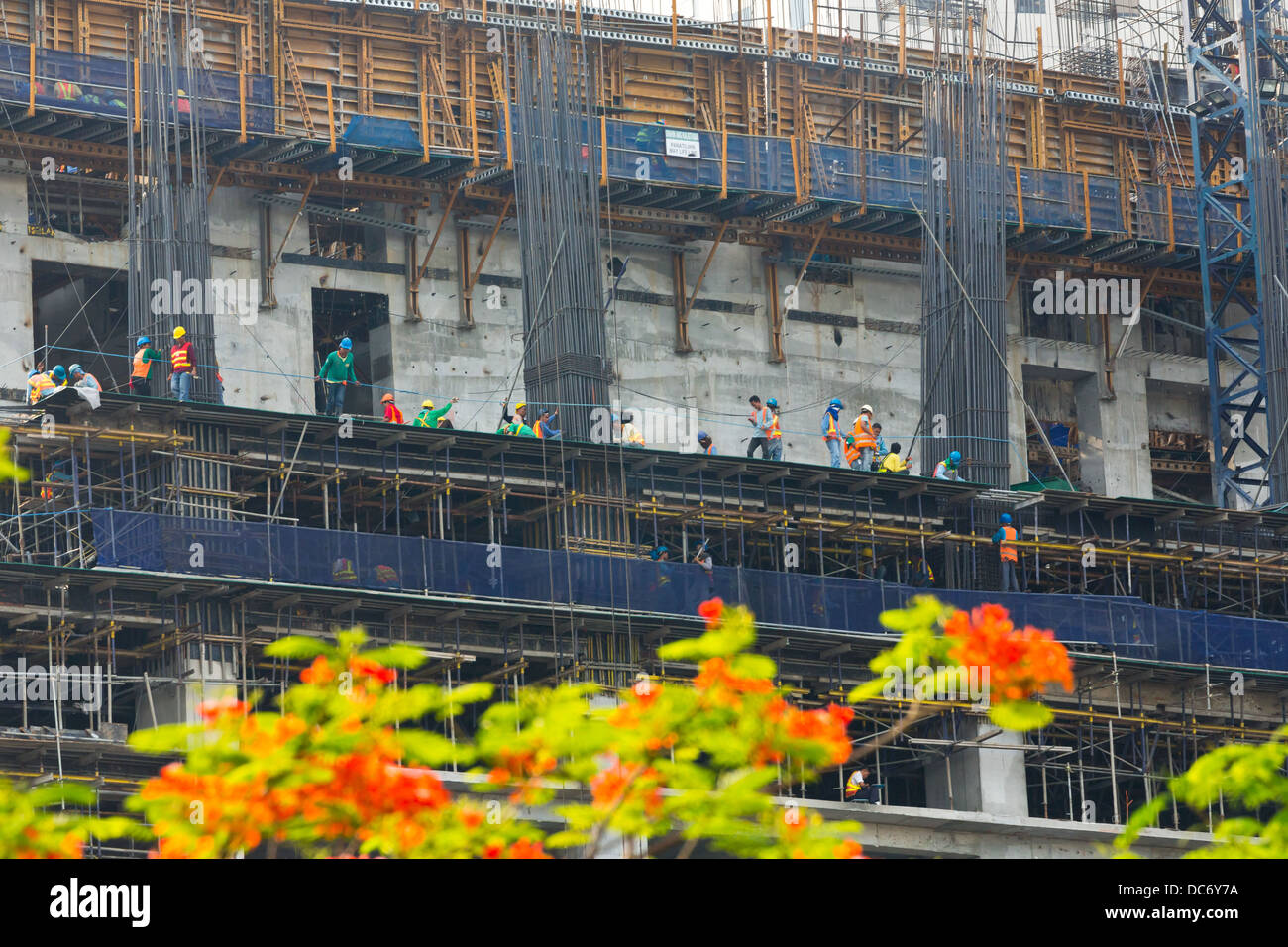 Les travailleurs de la construction à Manille, Philippines Banque D'Images