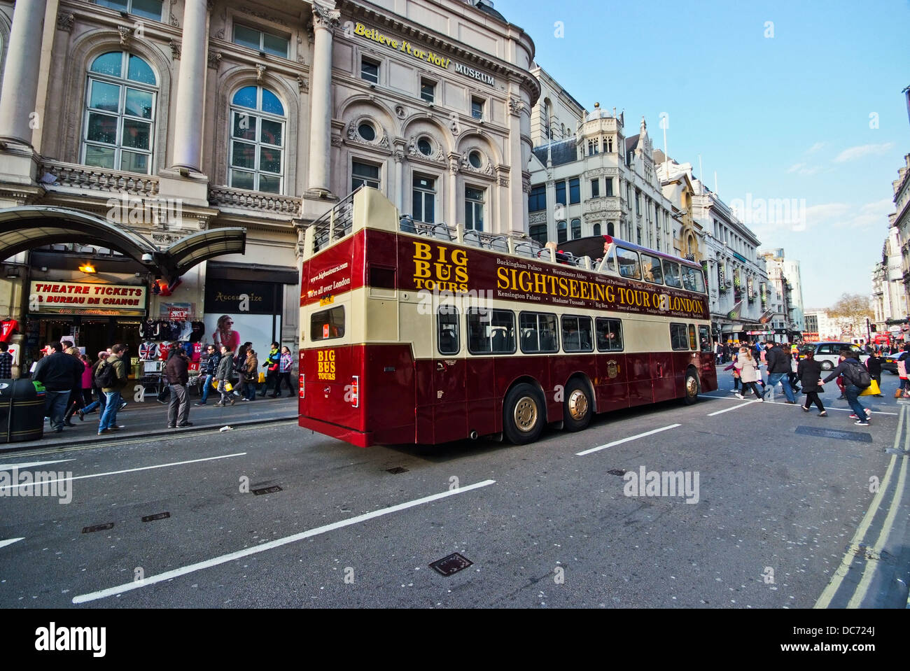 Tour Bus central London United Kingdom England Banque D'Images