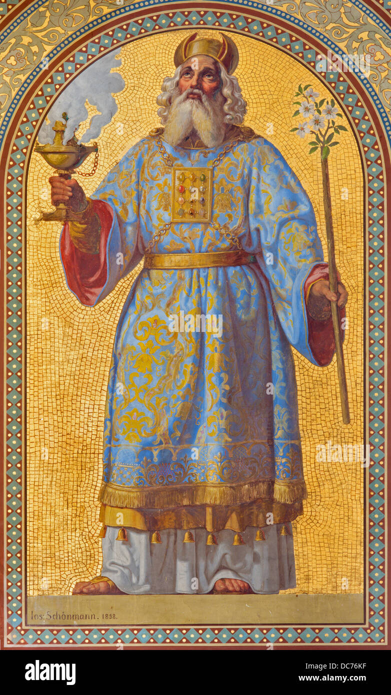 Vienne - 27 juillet : fresque de grand prêtre Aron par Joseph Schonman Altlerchenfelder d'année 1858 dans l'église le 27 juillet 2013 Vienn Banque D'Images