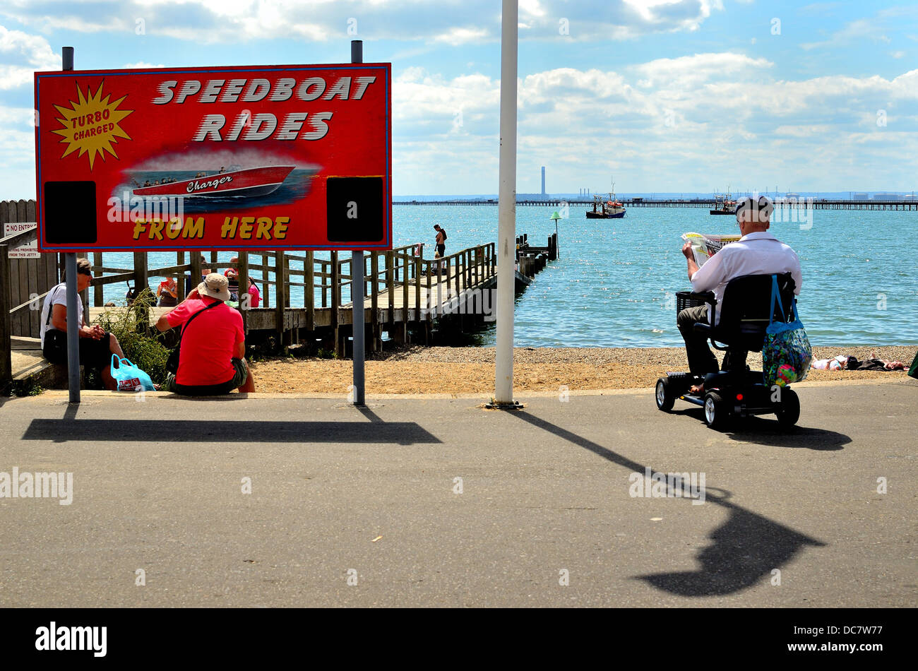 Front de mer en été à Southend on Sea Essex Banque D'Images