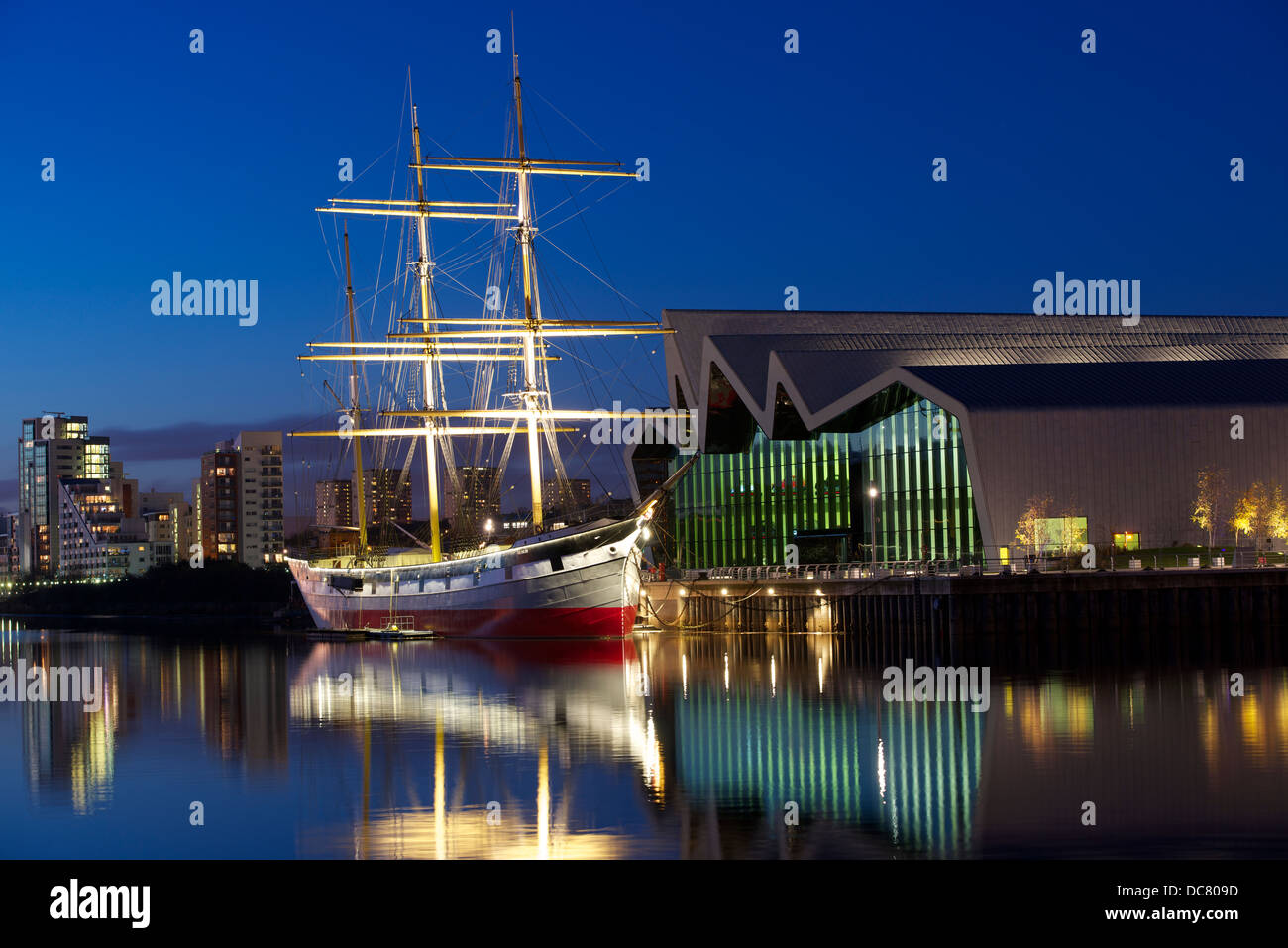 La barque , 'Glenlee' et le Riverside Museum, Glasgow. Banque D'Images