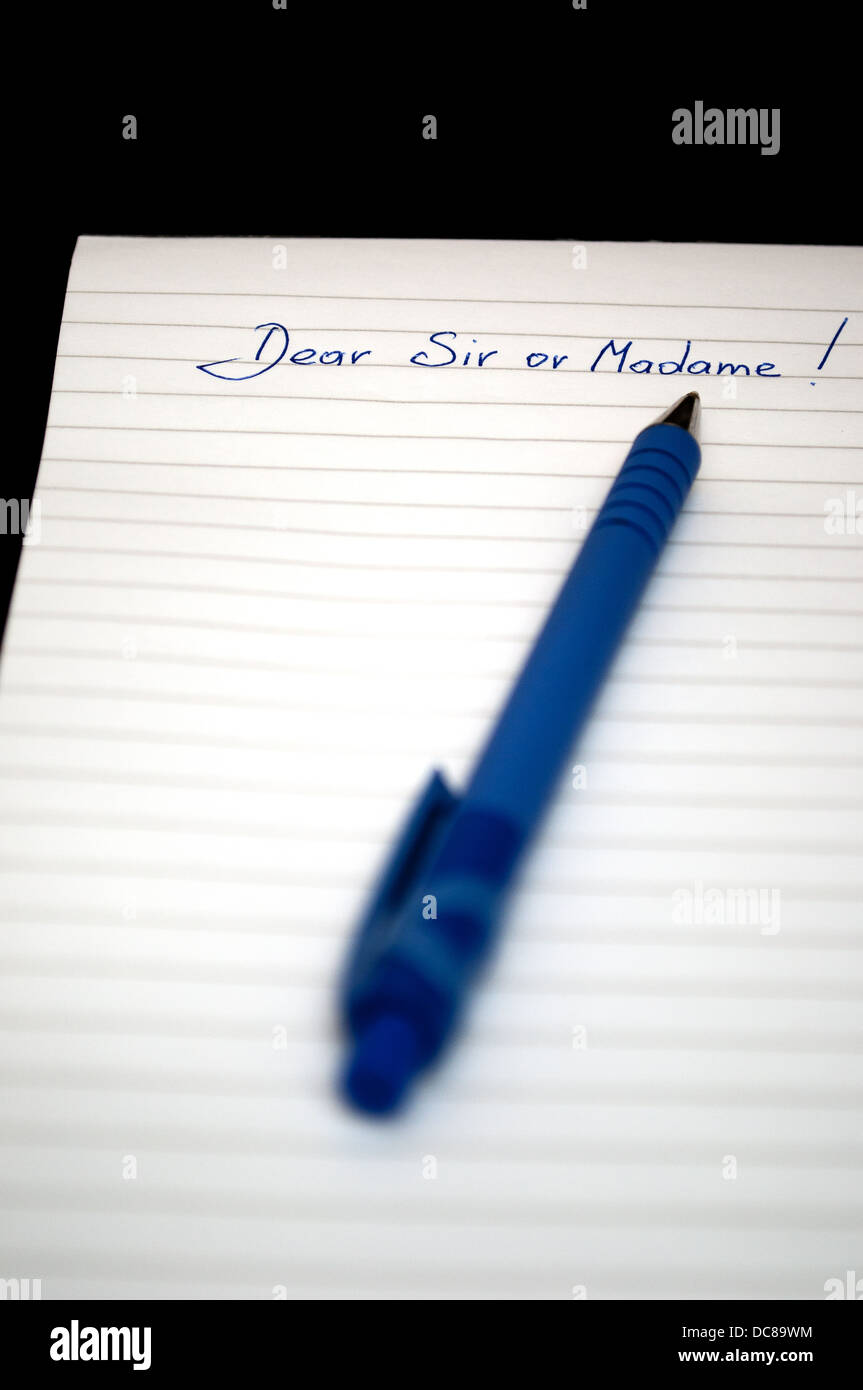 Cher monsieur ou madame written on a notepad Banque D'Images