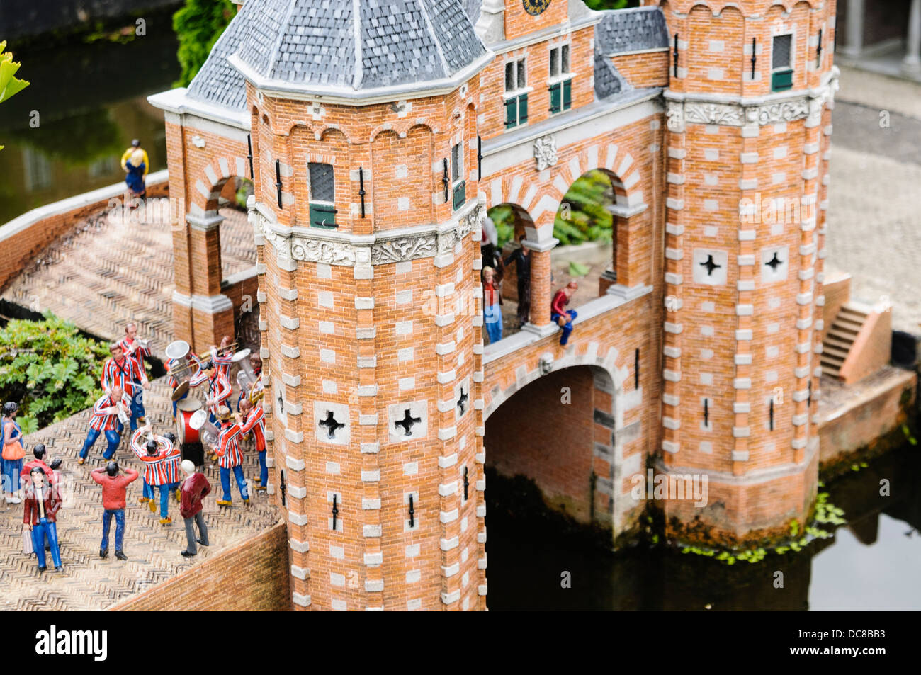 Porte d'entrée du château de Haar, Haarzuilens, Utrecht, à Madurodam Parc Miniture Interactive, Pays-Bas Banque D'Images
