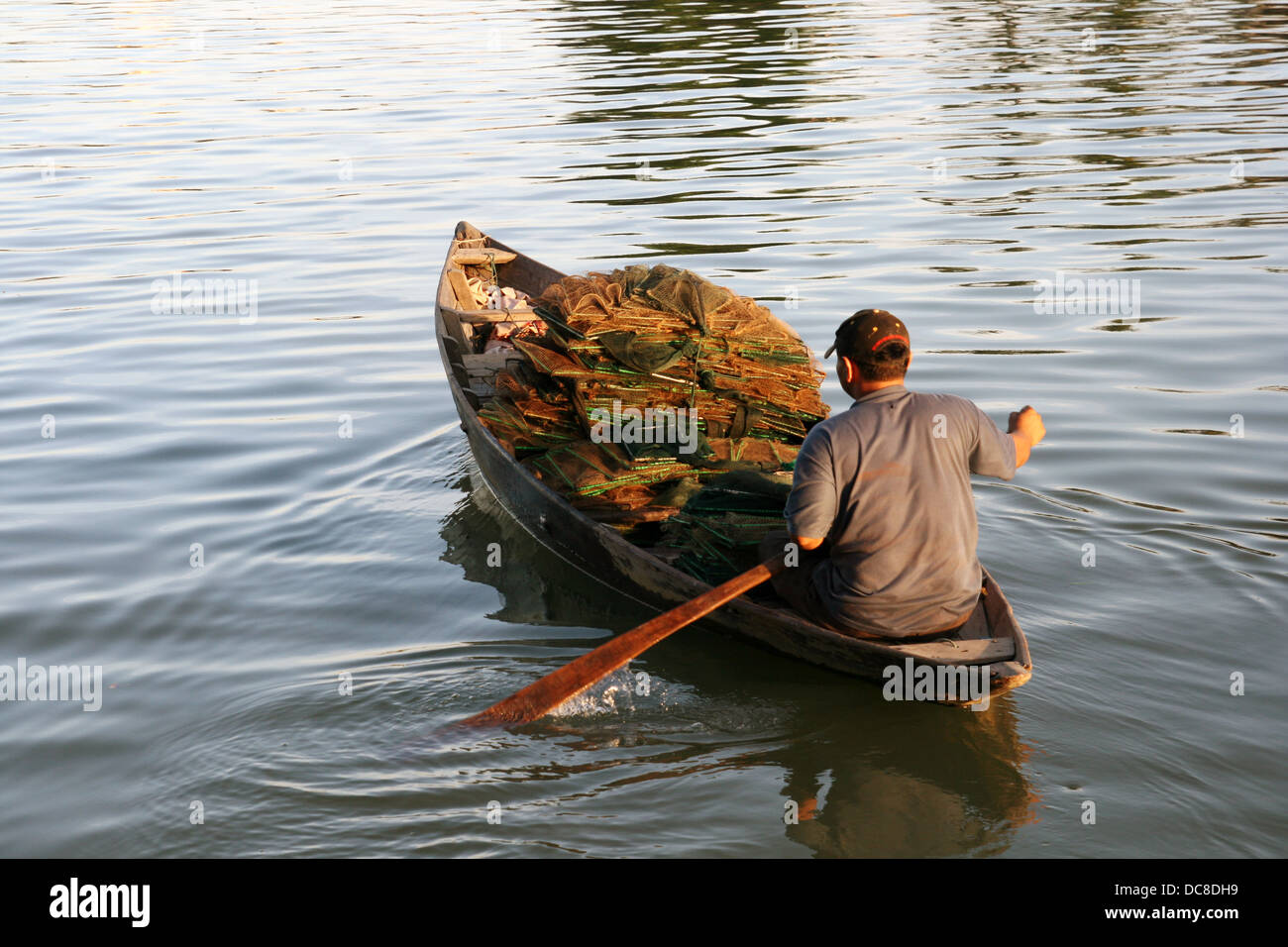 Fisher man à Hoi An, Vietnam Banque D'Images