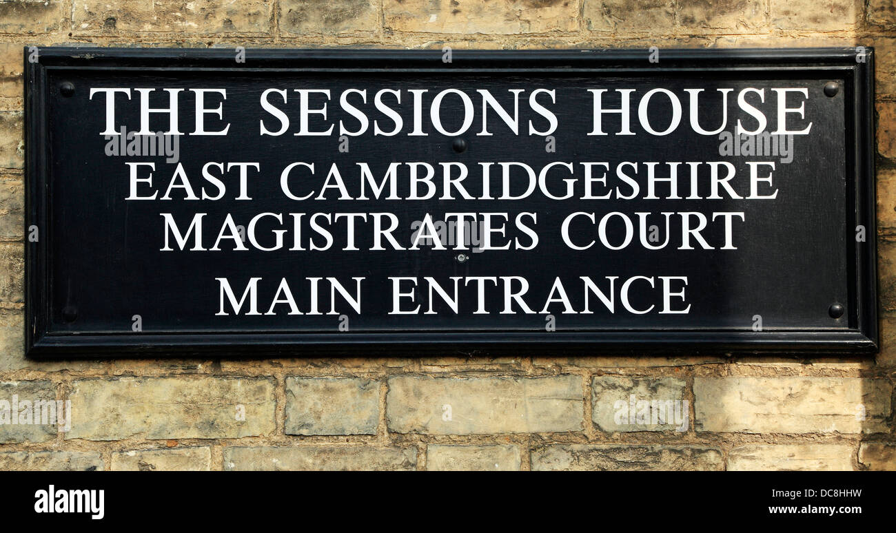 East Cambridgeshire Magistrates Court, Ely, les Sessions House, signe, England UK law courts Banque D'Images