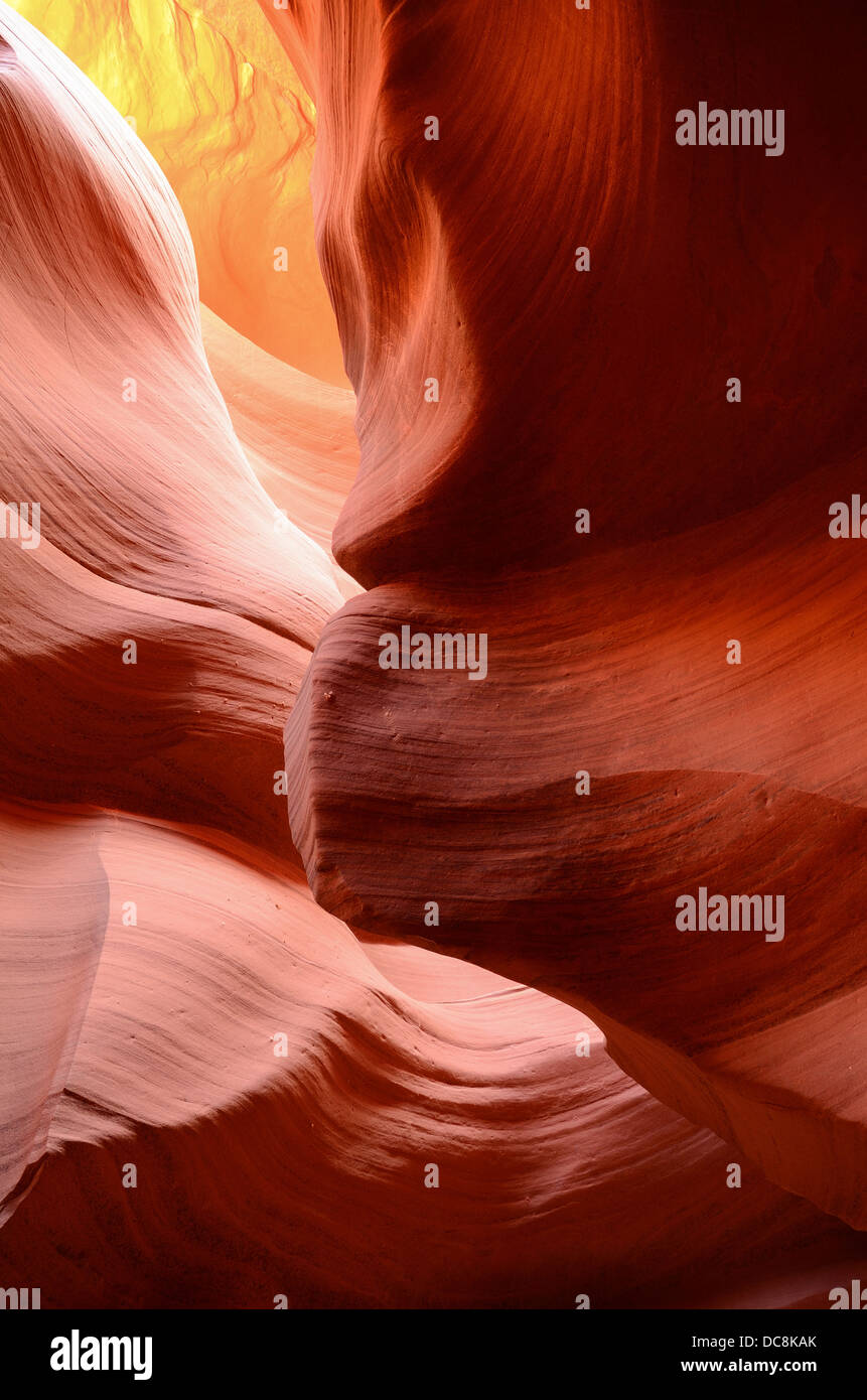 Formes uniques dans la région de Lower Antelope Canyon près de Page en Arizona (permis Navajo sur fichier) Banque D'Images