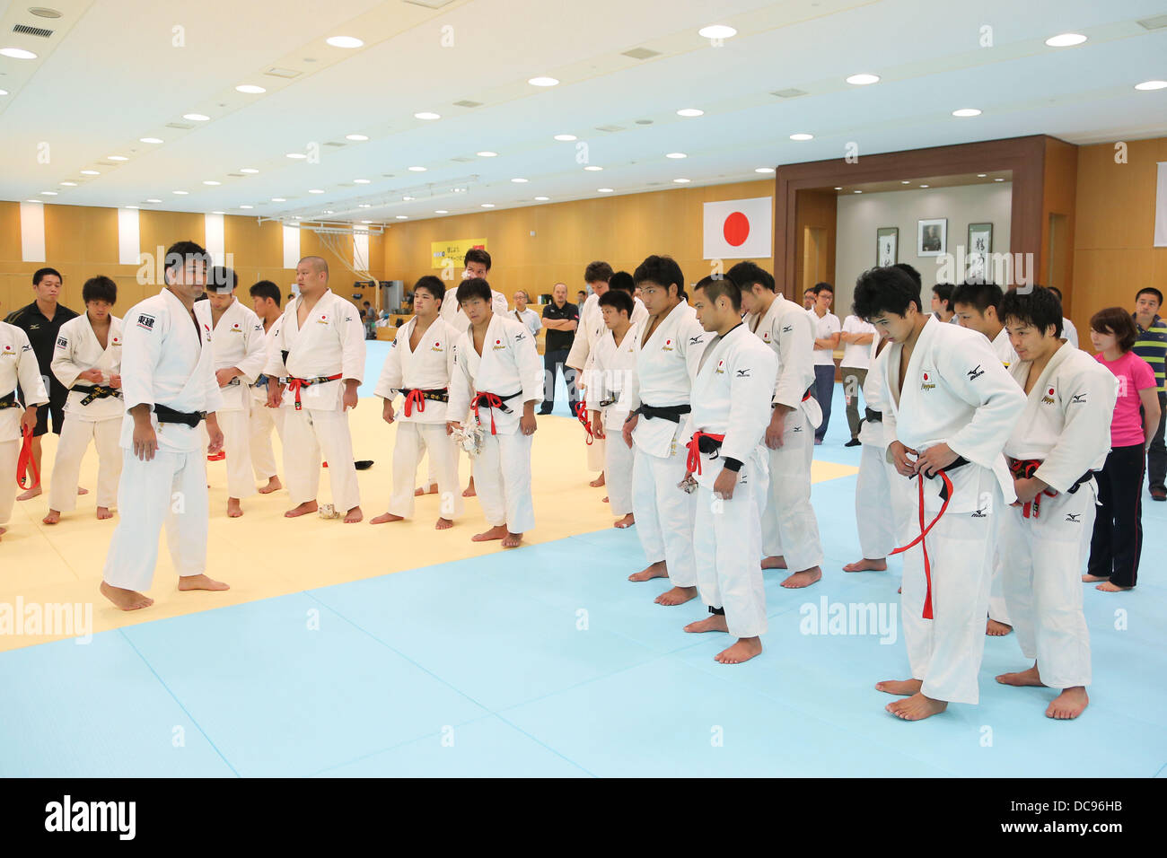 Tokyo, Japon. 13 août 2013. Le Japon de l'équipe nationale masculine Group (JPN), le 13 août 2013 - Judo : le Japon de l'équipe nationale masculine Camp d'entraînement à Ajinomoto Centre de formation national, Tokyo, Japon. Credit : Daiju Kitamura/AFLO SPORT/Alamy Live News Banque D'Images