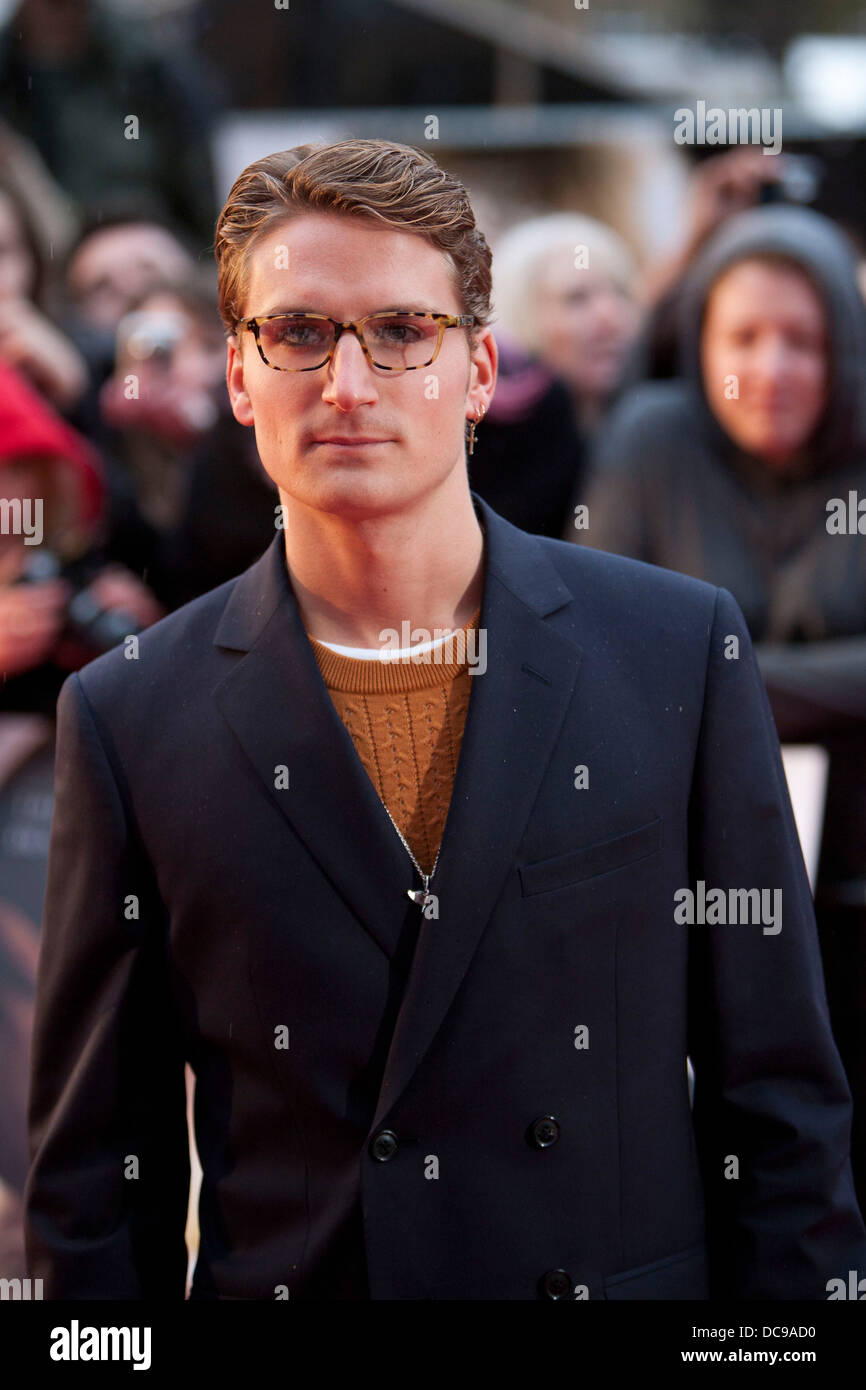 Oliver Proudlock assiste à la 'Chanceux' European Film première au Bluebird le 23 avril 2012 à Londres, en Angleterre. Banque D'Images