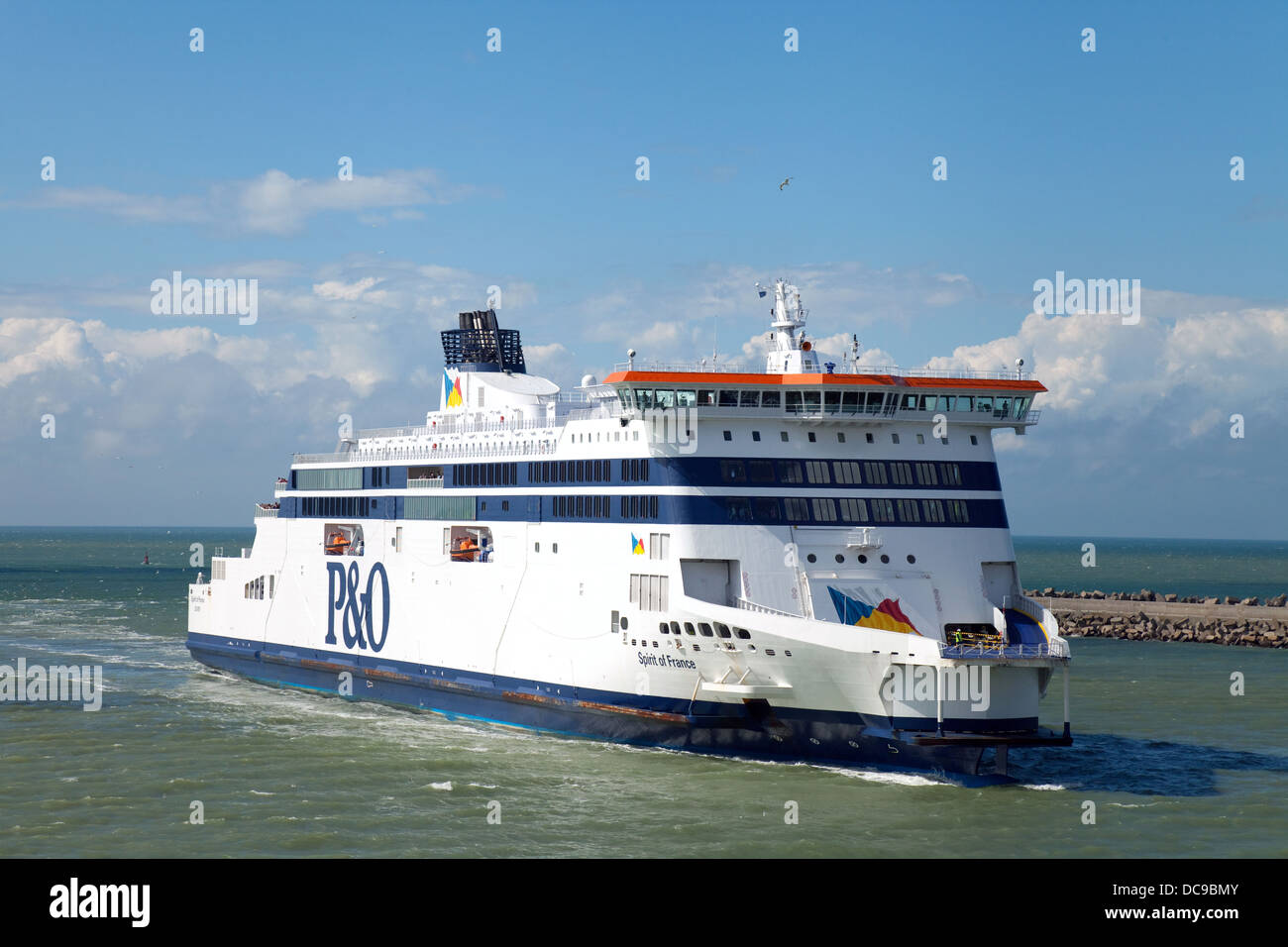 'L'esprit de France' P&O car-ferry traverse la Manche Banque D'Images