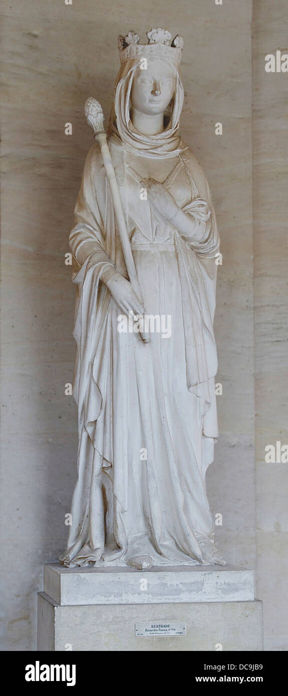 Bertrada Broadfoot de Laon, Reine des Francs. Du 19ème siècle d'une statue en fonte de la 13e siècle. Le plâtre. Galerie de Pierre Banque D'Images