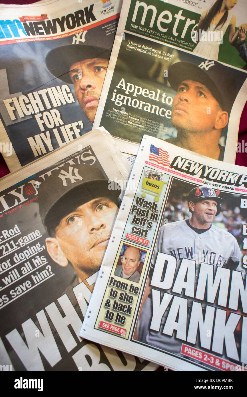 Les titres des journaux de New York Rapports sur Alex Rodriguez des Yankees de New York Banque D'Images